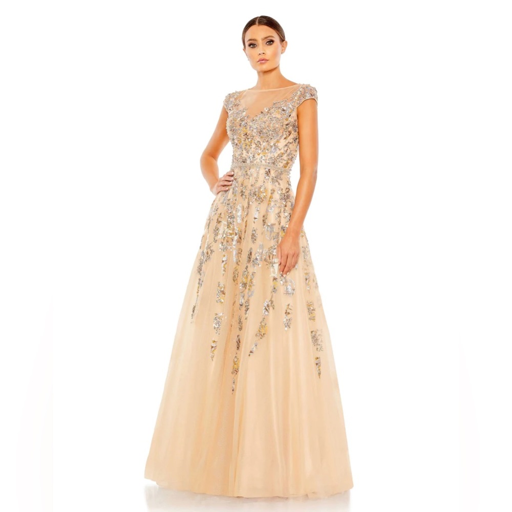 Mac Duggal Embellished Cap Sleeve Cutout Back‎ Gown Size 22 NWT